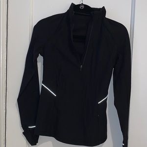 Lululemon Outrun the Elements 1/2 zip